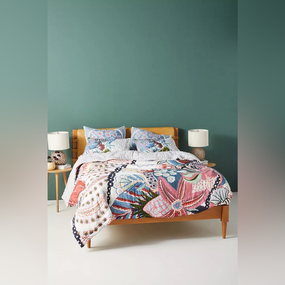 Anthropologie Nieves Queen Quilt, NWOT